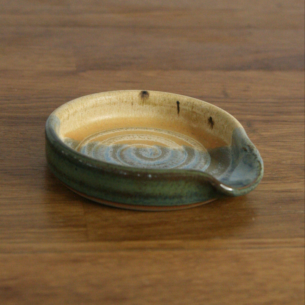 Teaspoon Rest — Rocky Hillside