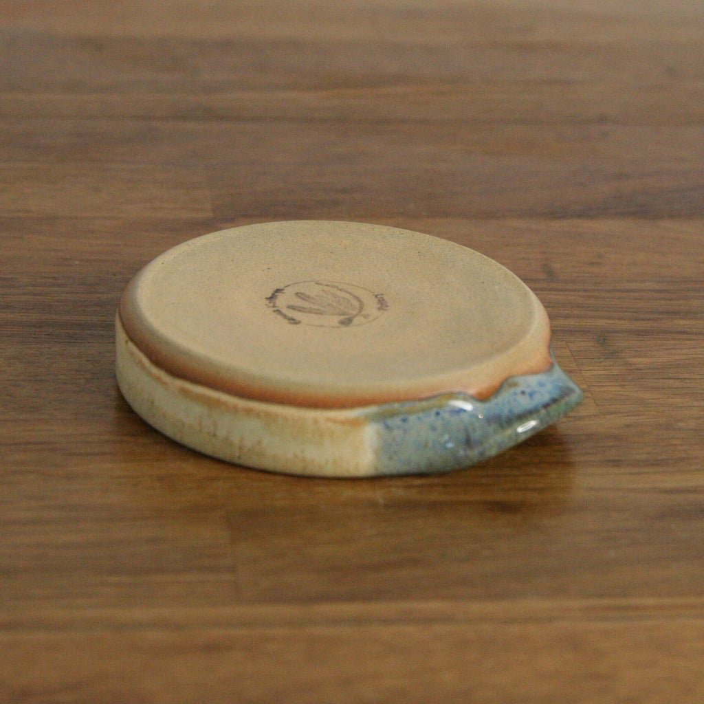 Teaspoon Rest — Rocky Hillside