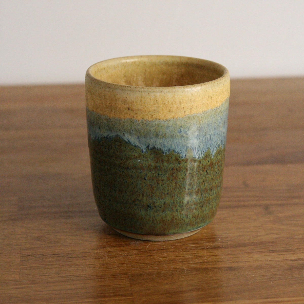 Thumb Cup — Rocky Hillside