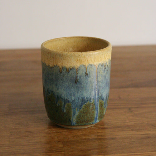 Thumb Cup — Rocky Hillside