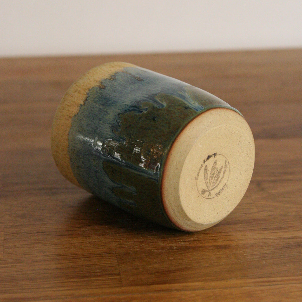 Thumb Cup — Rocky Hillside